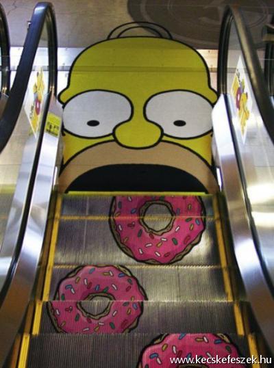 Homer Simpson mozgólépcső